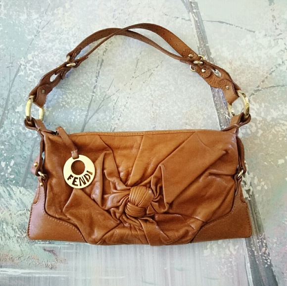 Fendi Handbags - SALE🎉HP FENDI leather minibag - Auth